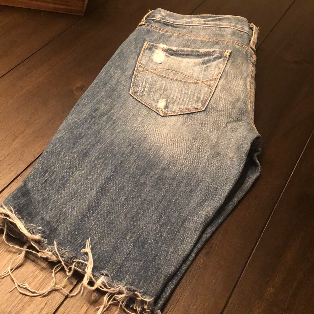 Shorts - Picture 4 of 4